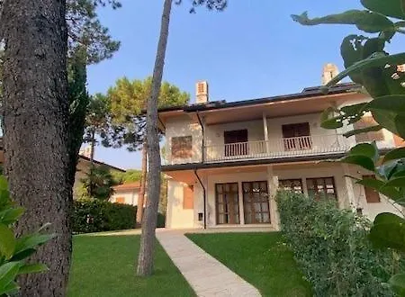 Villa Delle Terme Lignano Sabbiadoro Exterior photo